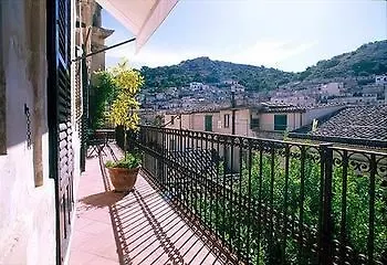 L'orangerie Di Cartia Giovanni Modica