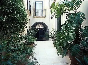 L'orangerie Di Cartia Giovanni Bed & Breakfast 3*